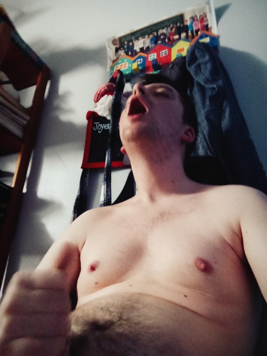 Grano7bs's tweet photo. J'adore m'exhiber 🥵🔥 + Je me branle la b*te jusqu'à l'éjaculation ! Share this post! #nsfw https://t.co/n77yxHWxkR