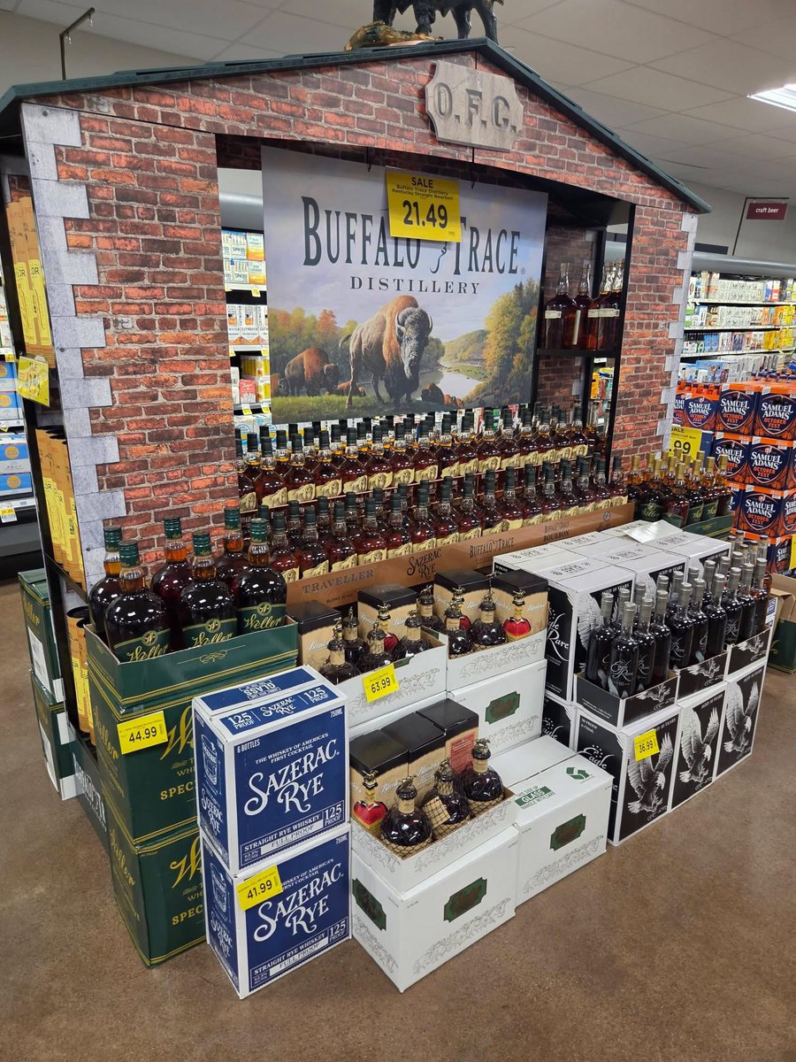 MichealRaylm's tweet photo. Hey Whiskey Fans! Grab premium bourbon bottles this week at a great price. Smooth, rich flavor perfect for sipping. DM me on X the menu and details. Discreet shipping available across the US. Cheers!  #Bourbons #WhiskeyLovers #BourbonWhiskey #CraftSpirits https://t.co/ks4g45xnZ1