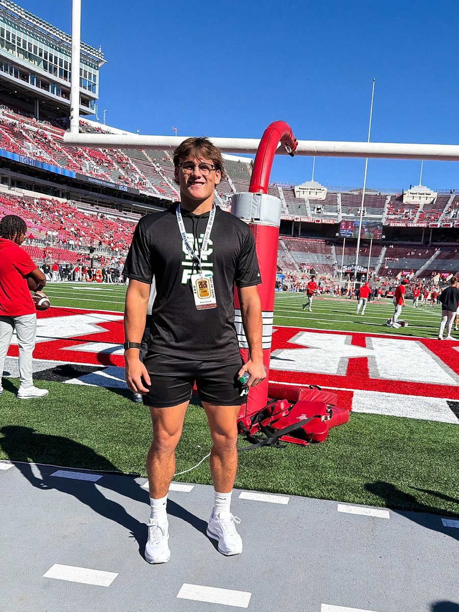 Raife_shook35's tweet photo. Had a great time at @OhioStateFB Saturday! Shoutout to the program for the game day experience! Thank you @ryandaytime and @etwill21 for having me. Can’t wait to get back! Go Bucks!

@Mark__Porter @GoGreenFootball @CoachTPhillips https://t.co/CDq6TDy17d