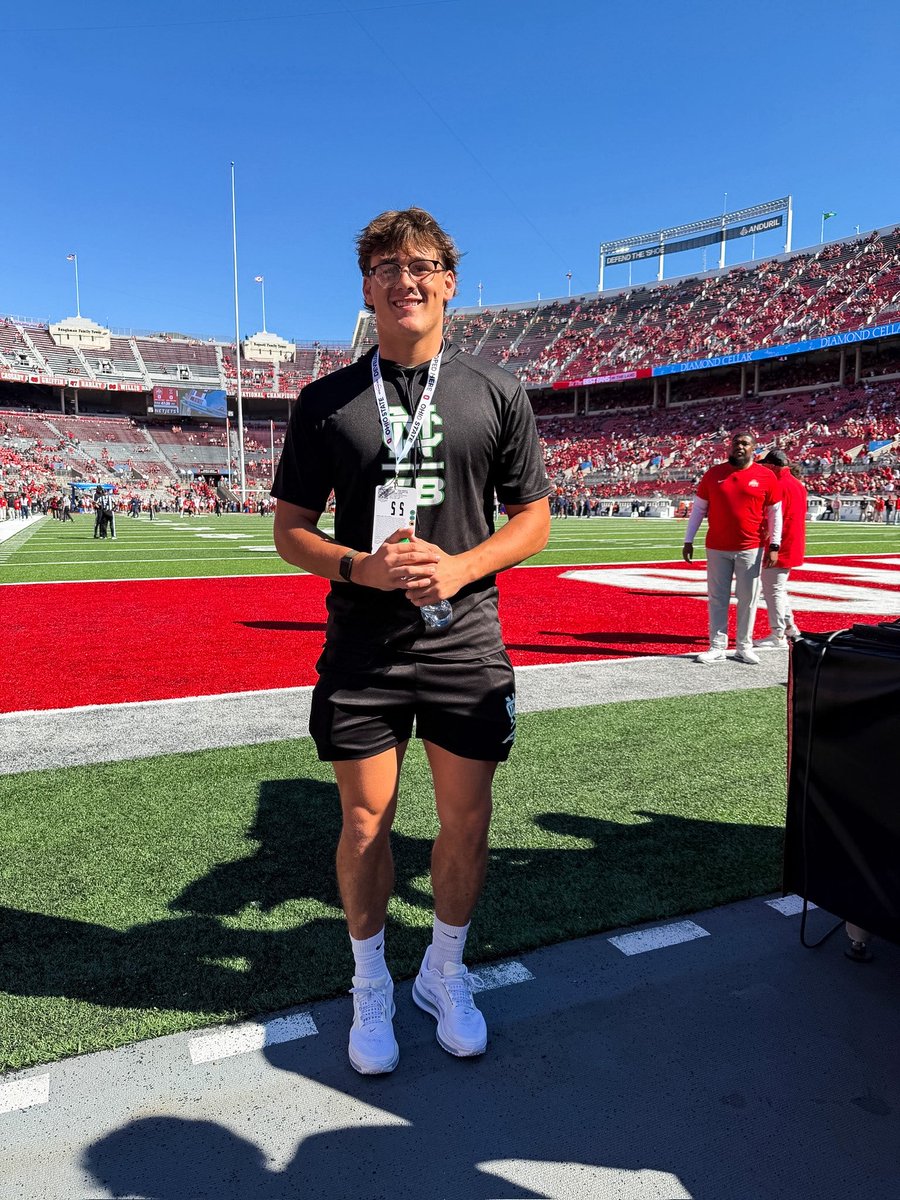 Raife_shook35's tweet photo. Had a great time at @OhioStateFB Saturday! Shoutout to the program for the game day experience! Thank you @ryandaytime and @etwill21 for having me. Can’t wait to get back! Go Bucks!

@Mark__Porter @GoGreenFootball @CoachTPhillips https://t.co/CDq6TDy17d