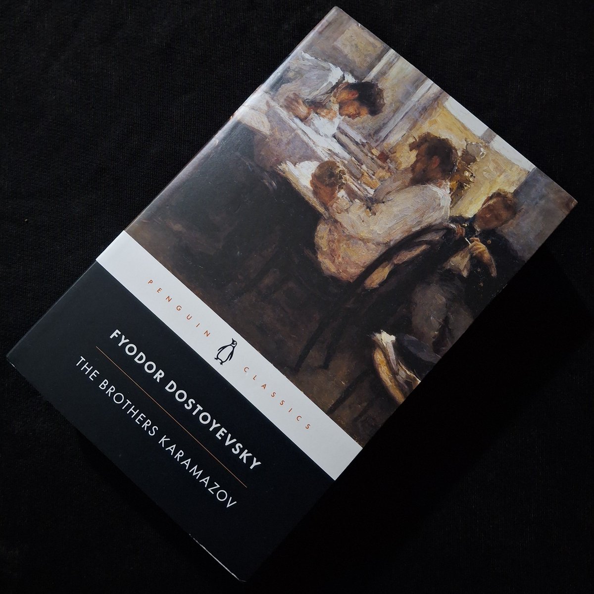 fvxkingred's tweet photo. baca anna karenina kalau pengen baca sinetron indosiar, 
brother karamazov kalau pengen nyari tujuan hidup, 
the count of monte cristo kalau pengen balas dendam, 
don quixote kalau pengen baca opera van java. https://t.co/u1Mlf6WEzo
