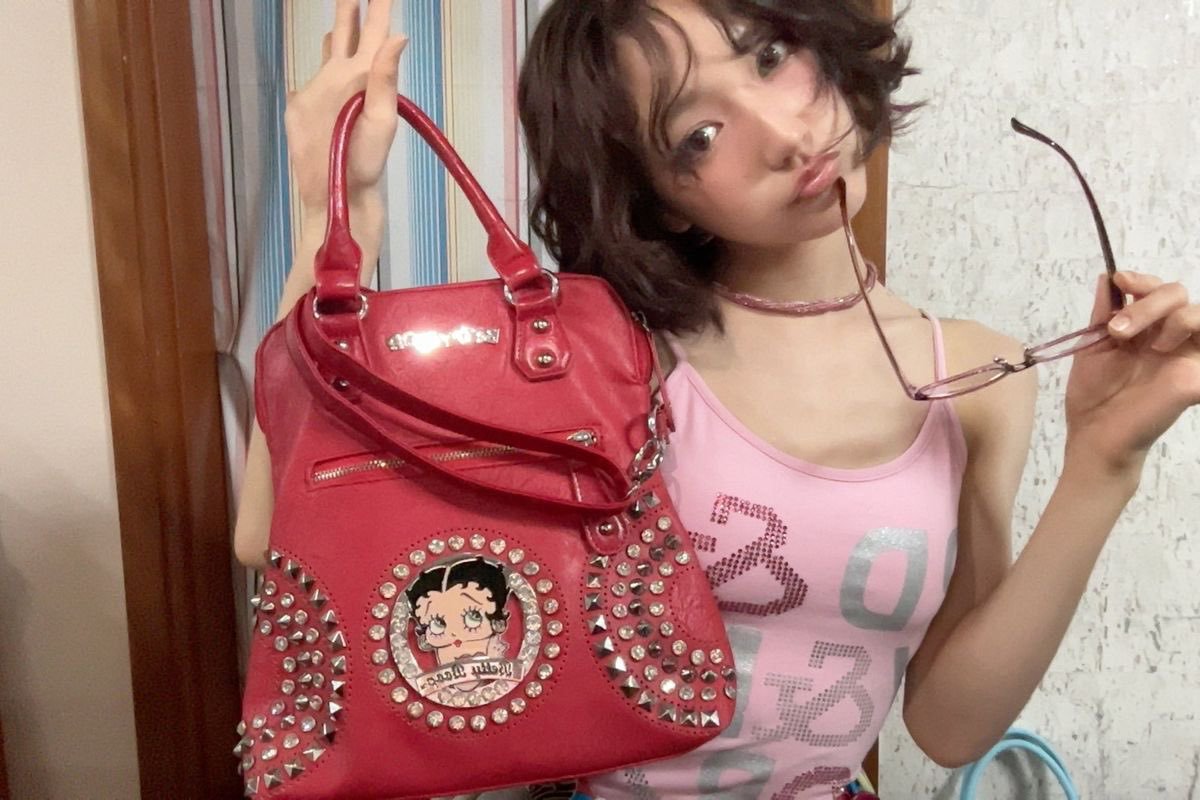 leonieamq's tweet photo. [d-5] looking for moots/mutis 

🍭 leonie imnida!, not a minor, filo
🍭 multi; kiiikiii, cortis, lsf, ive ults
🍭 new to #kpoptwt &amp; #stantwt
🍭 any fandom is welcome 

  ♡ and ↻ to spread <3 https://t.co/3Ko3ejMcQC