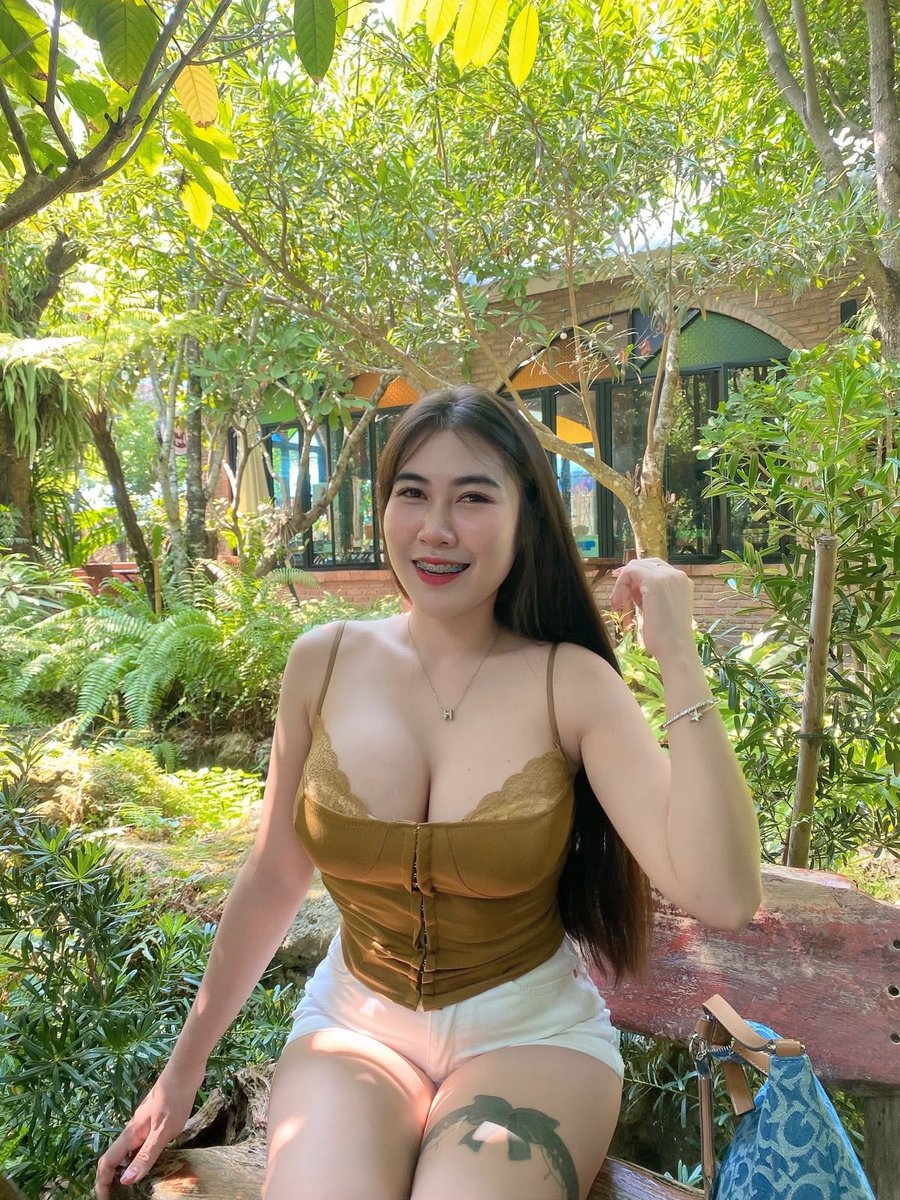ShaylaCoody's tweet photo. ตอนแรกก็ไม่เชื่อ จนกระทั่งลองใช้เอง... ไอเทมลับที่บิวตี้บล็อกเกอร์เกาหลีโหวตให้เป็นอันดับ 1!" 🦋 ครีมกันแดดเนื้อซูเฟล่ บางเบา คุมมันนาน 🌤️

#รับงานประจวบ #ประจวบ #ปราณบุรี หัวหิน บางสะพาน บางสะพานน้อย หาดชะอํา เมืองประจวบ https://t.co/1Z5zMgp9GX