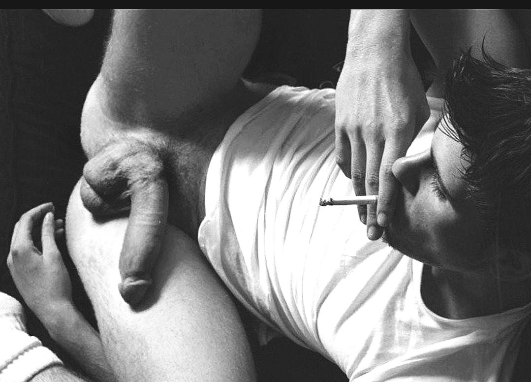 sarra381's tweet photo. Sunday afternoon... https://t.co/mQ4sAHtIx3