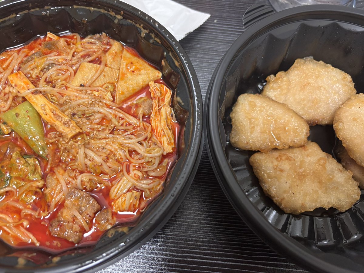 HellRICObacter's tweet photo. 사장님 샹궈가 뭔지 아세요?
물기없이 볶음을 얘기하는거에요 https://t.co/L3AXiBVfRo