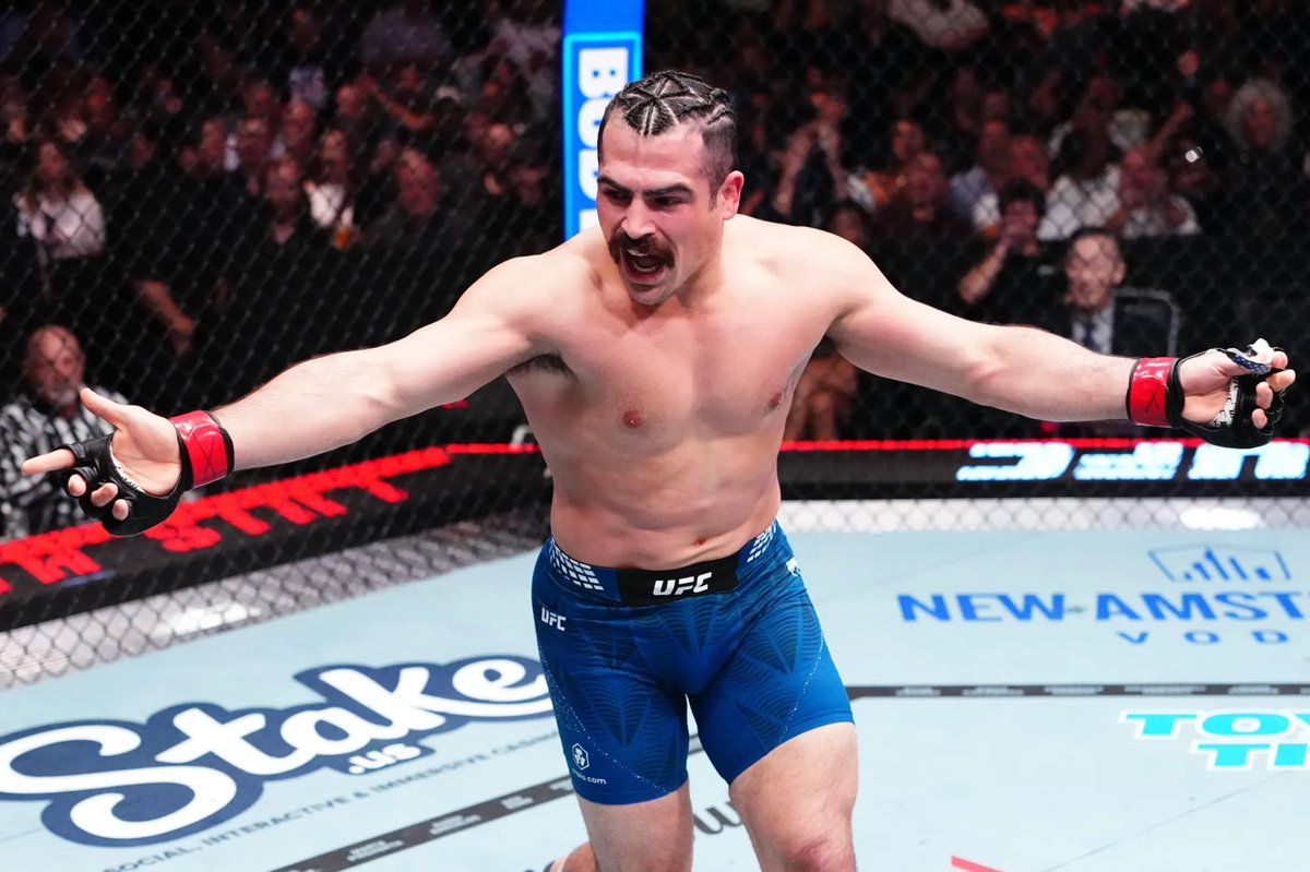 intrnxt's tweet photo. Who’s next for Luis Hernandez after finishing Sedriques Dumas in under 1 minute? 👀 https://t.co/y0ZUHJvJyu