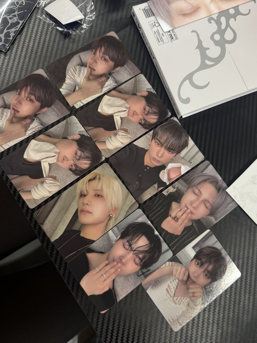 faesmingi's tweet photo. where my furries at chat 😛

ty to the kind people who traded with me today for my pcs im gen tweaking i love them sm 

@hello82official @andTEAMofficial @hello82NYC 
#andTEAM_Release_Event #hello82 #82giveaway https://t.co/Q1O7KY4U7p