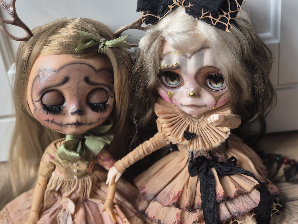 handmadedoll's tweet photo. Hi! I'm Angel/Doll/Nanael ☆

Dolls are my biggest interest besides Pokémon, and I like to collect quite a variety of them (Blythe, Monster High, Pullip, bjd, Novi Stars, Lalaloopsy....)

Talk to me about dolls. Please https://t.co/XVYZ4unOnL
