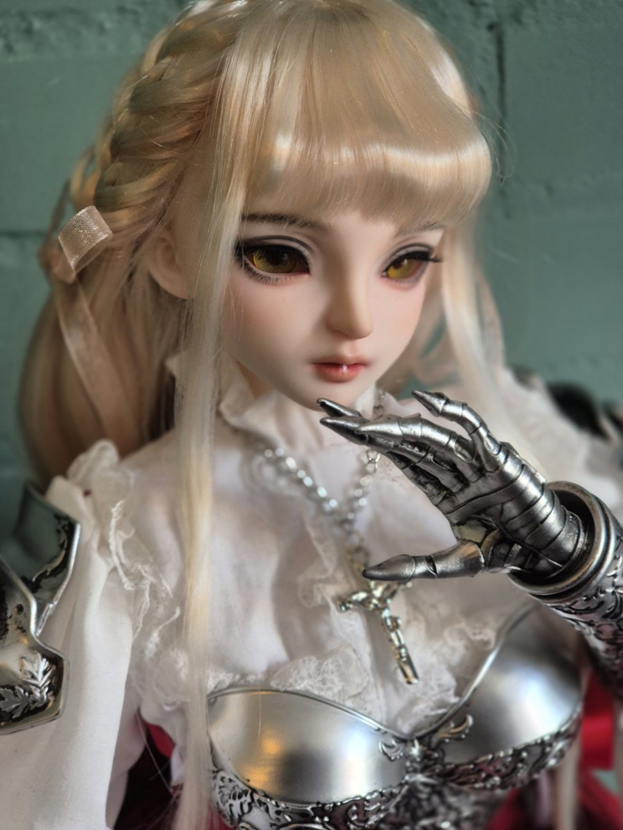 handmadedoll's tweet photo. Hi! I'm Angel/Doll/Nanael ☆

Dolls are my biggest interest besides Pokémon, and I like to collect quite a variety of them (Blythe, Monster High, Pullip, bjd, Novi Stars, Lalaloopsy....)

Talk to me about dolls. Please https://t.co/XVYZ4unOnL