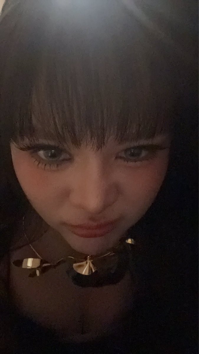 sleepymangx's tweet photo. ขอบคุณนะคะ ขอบคุณทุกแรงเชียร์แรงใจมากๆจริงๆ มีความหมายมากๆ เพิ่งได้รู้สึกแบบนี้ครั้งแรกเลย มันแปลกใหม่สำหรับหนูมาก และappreciateมันมากๆ ขอบคุณที่มอบเปลวไฟให้ได้ร้องเพลงต่อ 

ขอบคุณพี่โดมพี่มุกพี่เบนซ์มากๆที่ช่วยรังสรรค์ผลงานเพลงนี้ ขอบคุณทีมลิทเอนและทีมโอเพนที่เราลุยเราสู้เราฝ่าน้ำฝ่าฝนมาด้วยกันตลอดเวลามาจนถึงตอนนี้ ดีใจมากๆที่ทุกคนอยู่กับหนู

ขอบคุณเพื่อน @oueiija ที่ตกลงมาแข่งด้วยกัน ขอบคุณจริงๆเว่ย ไม่มีอู๋ก็ไม่รู้ว่าจะสนุกขนาดนี้ได้ยังไง เราสองคนแค่อยากร้องเพลงให้มีความสุขด้วยกันสักครั้งนึงบนเวที และวันนี้สิ่งที่เราอยากสื่อก็ได้เข้าไปถึงหัวใจของคุณแล้ว แค่นี้ก็เกินฝันมากๆแล้วค่ะ 

ไปกันต่อนะคะทุกคน เป็นสิ่งที่หนักสำหรับศิลปินตัวเล็กๆอย่างหนูมาก หนูเองก็ยังคงสู้เสมอกับเส้นทางนี้ ต่อให้จะเกิดอะไรขึ้นก็จะไม่หยุดนะคะ เพื่อคนที่เชื่อในตัวหนู 🤍✌🏻

รักทุกคนมากๆเลย 

#sleepymangx
#ThailandChosenOne
#MANGxDAOU_THCSO