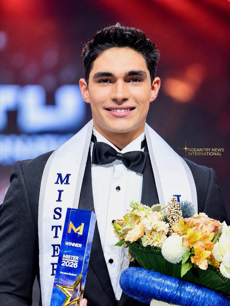 uncafeconchris's tweet photo. 🚨 El modelo mexicano Andrés Briseño (@andresbrisen), representante de la organización @mrmodelmexico, ha hecho historia al consagrarse oficialmente como el nuevo Mister International 2026.
#MisterInternational2026 #AndresBriseño #MrModelMexico #MisterMexico #uncafeconchris https://t.co/OZkLx4hH48