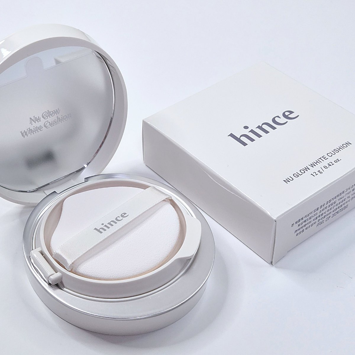 chokchok_bol's tweet photo. #협찬 [제품제공] #RT이벤트 @hince_official

🎁 RT해주신 팔로워 5️⃣분을 추첨해서
힌스 누 글로우 화이트 쿠션을 보내드립니다 ➿️
(당발은 10/7 , 색상 선택 가능)

안녕하세요, 
힌스 화이트 쿠션 영업왕이 된 지뚜입니다 👀🔥
오늘 트친깅들에게 소개할 제품은 바로,

❝ 힌스 누 글로우 화이트 쿠션 ❞

다크닝 없이 하루종일 화사하고, 촉촉한 피부결을 만들어주는 쿠션이에요 💓🤭

🗣 지금부터 쿠션 영업... 제대로 시작합니다 🤍

⬇️ 타래로 이어갈게요 ⬇️