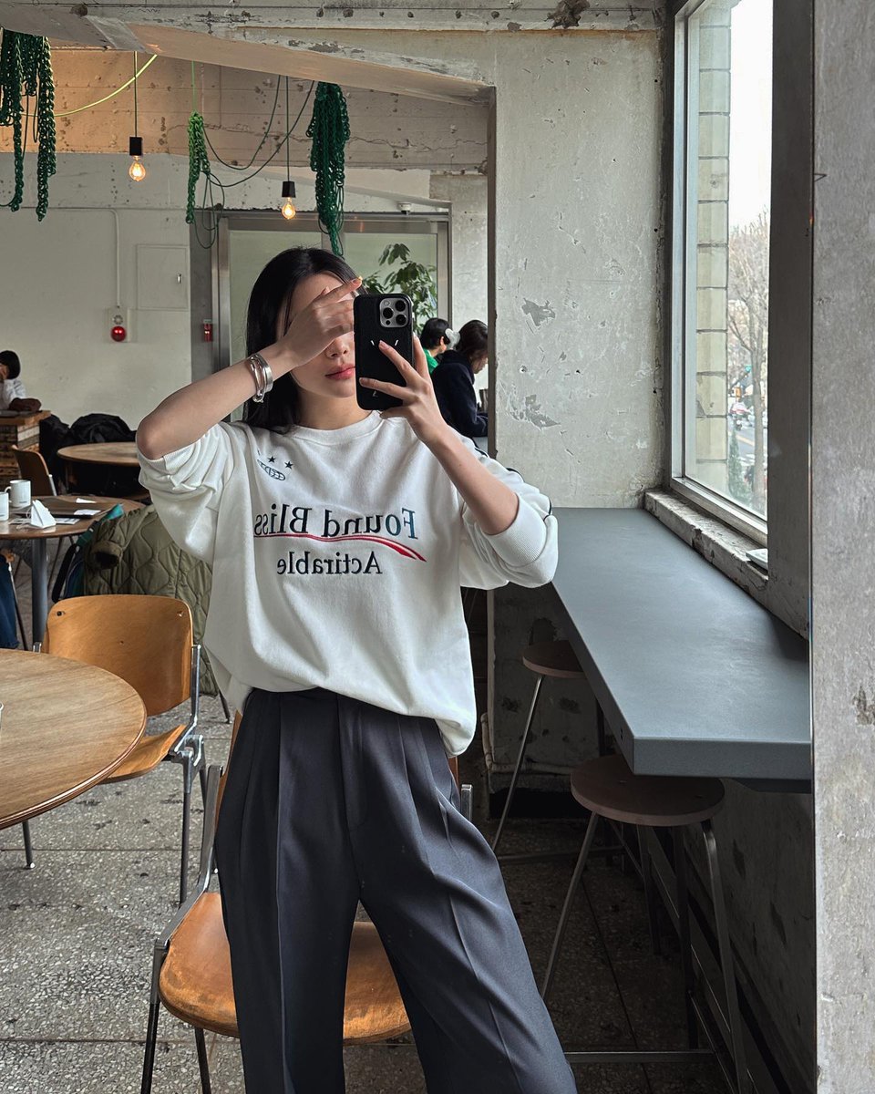 Deniltonbest's tweet photo. 週末は家でゆっくり派ですか、それとも外に出かける派ですか。みんなはどう感じる？ 😊
ekgJ https://t.co/afeVyxhtkr
