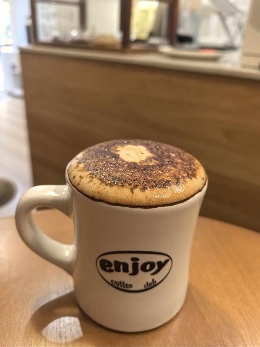 ArianeThanqq's tweet photo. Probé la nueva app de cafetería con pago sin contacto y entrega en 10 minutos! Mi café favorito llegó perfecto, sin esperas. Nueva experiencia 10/10 https://t.co/k6WUFwVDSH