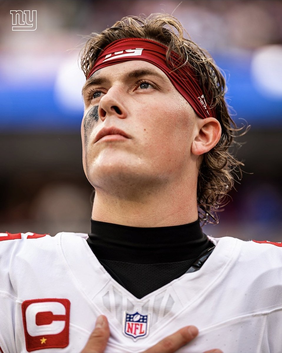 IamEliRacks's tweet photo. Let's do it for our QB! 💯 #bigblue https://t.co/2oIgyoAiYW