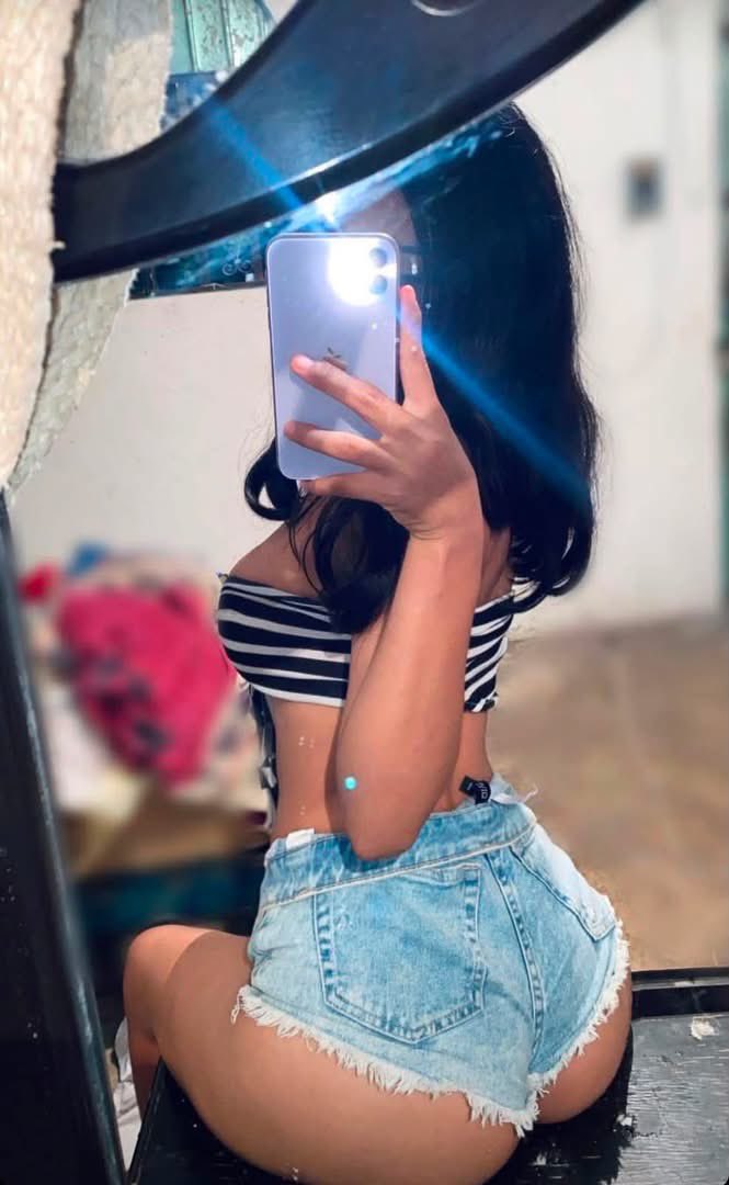 alexa_lara5's tweet photo. Ando hot bb🔥 https://t.co/X7Msq30d4F
