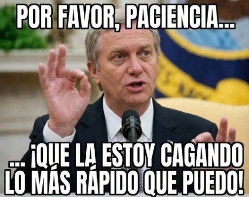 TarquinoPaspala's tweet photo. Aprobación d Kast en caída libre, baja a 28,2%. Su desaprobación llega al 57,6%. Creo q es menos su aprobación, al país lo tiene en recesión económica, el desempleo se hunde, destruyó la calidad d vida d la clase media e hizo el soberano ridículo en la ONU. Un presidente fallido! https://t.co/M0t3AdGVQ8