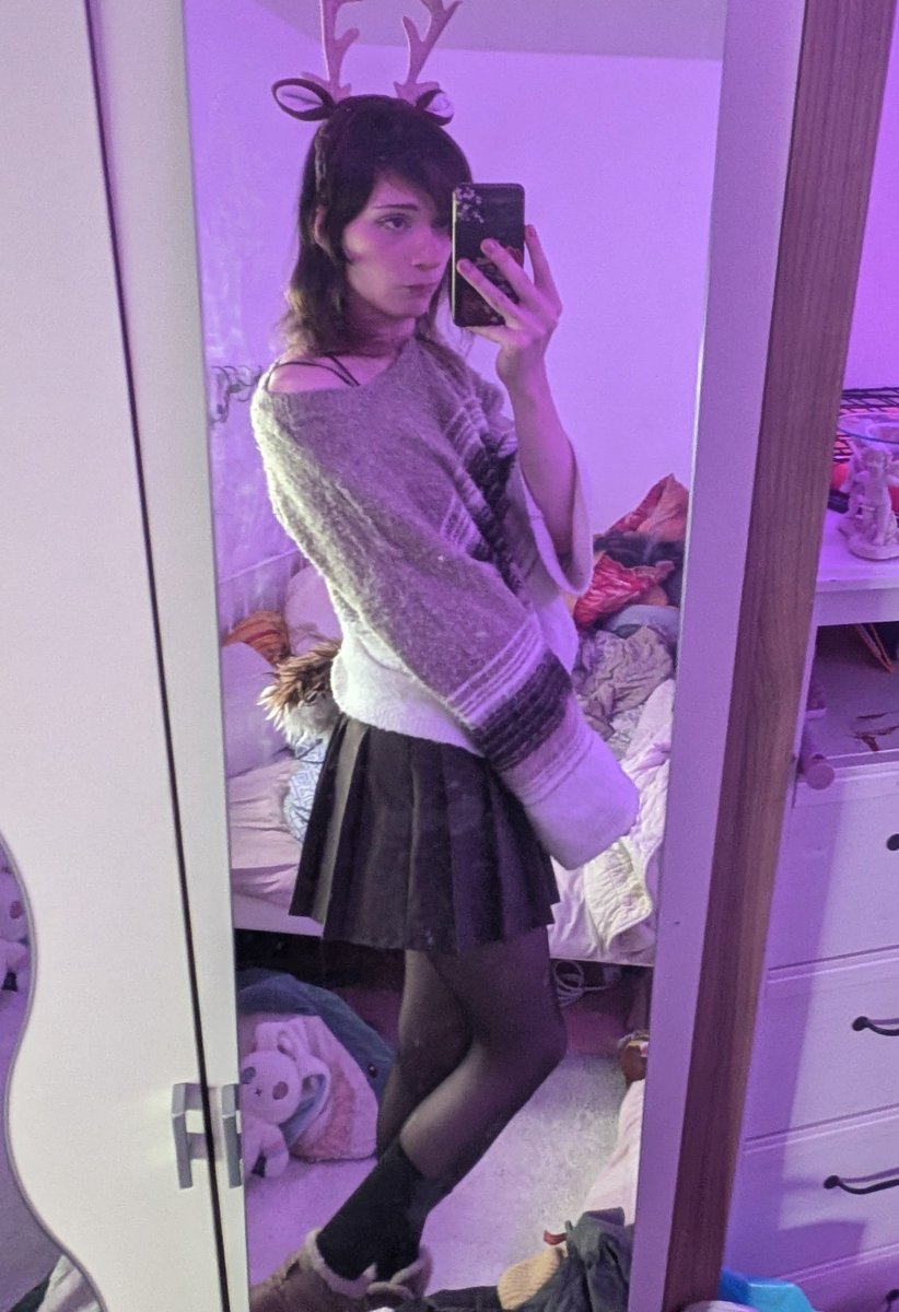 Umfi_e's tweet photo. Being a Doe is delightful 🏳️‍⚧️ https://t.co/MNot7ZsaaM