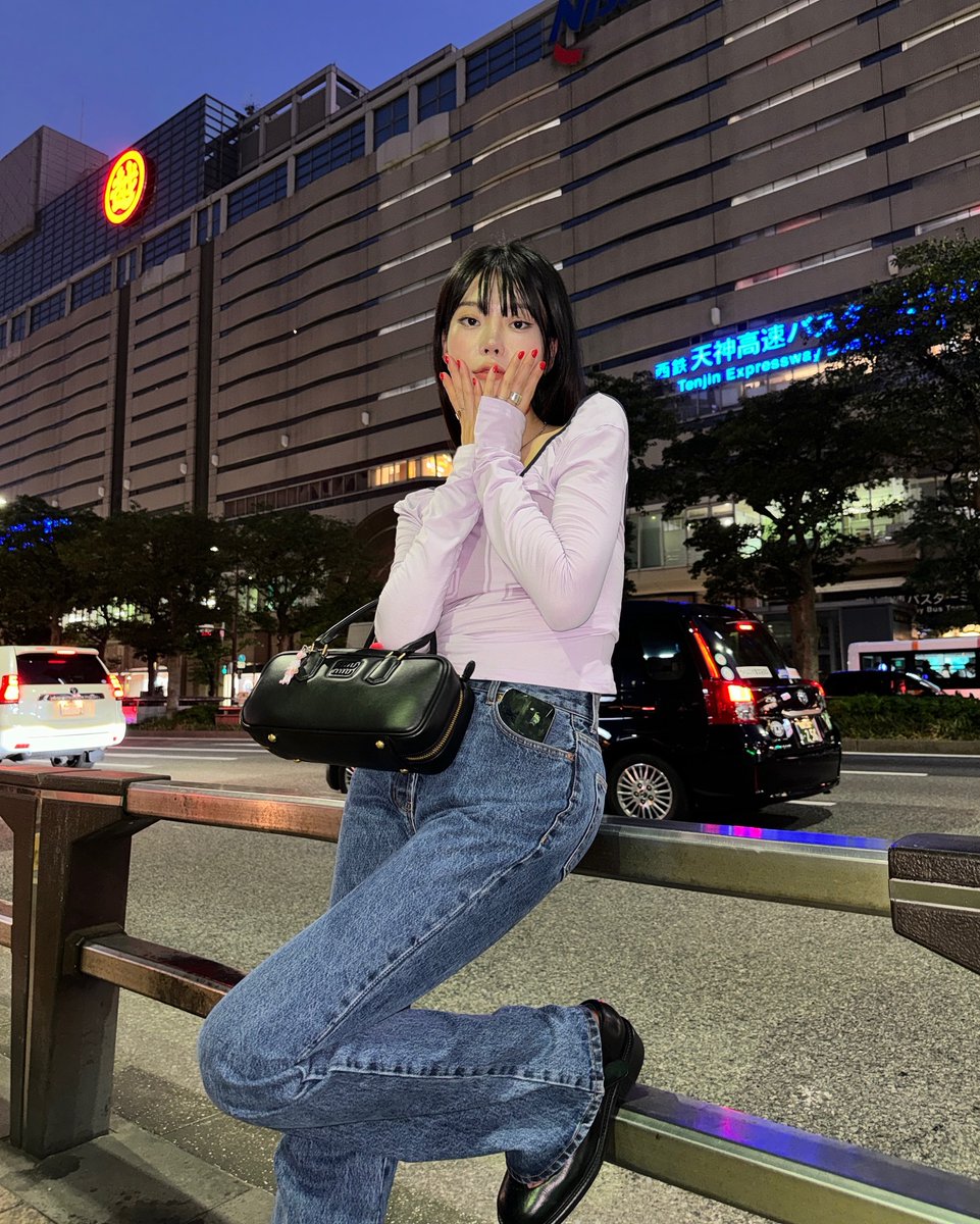 luduardo's tweet photo. 給料日前の財布の中身、マジで笑えないレベルなんだけど。 🤷‍♂️
OoJk https://t.co/6k3F3MHAqt