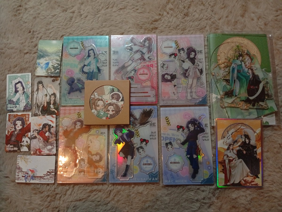 _almnia_'s tweet photo. my stuff from @happibess's cam phong zoo GO finally arrived!! which means the svsss shelf got an update (๑>؂•̀๑) https://t.co/f6DqHB64nh