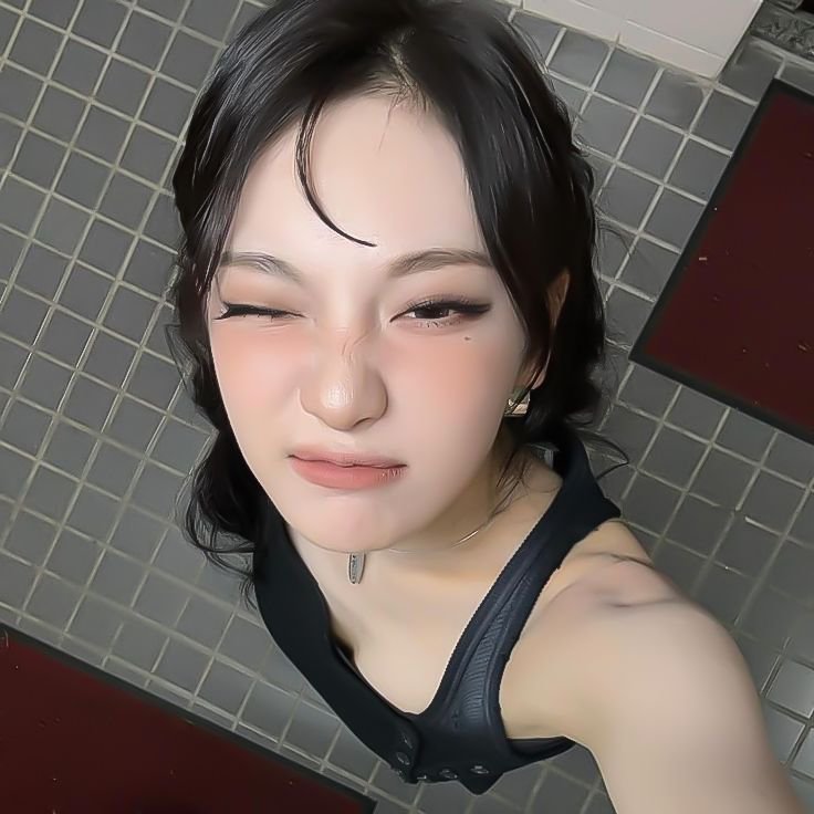 imningyz's tweet photo. annyeong!! 
untuk beberapa waktu kedepan aku akan ts jadi ningning yaa https://t.co/CZJQcfbJTa