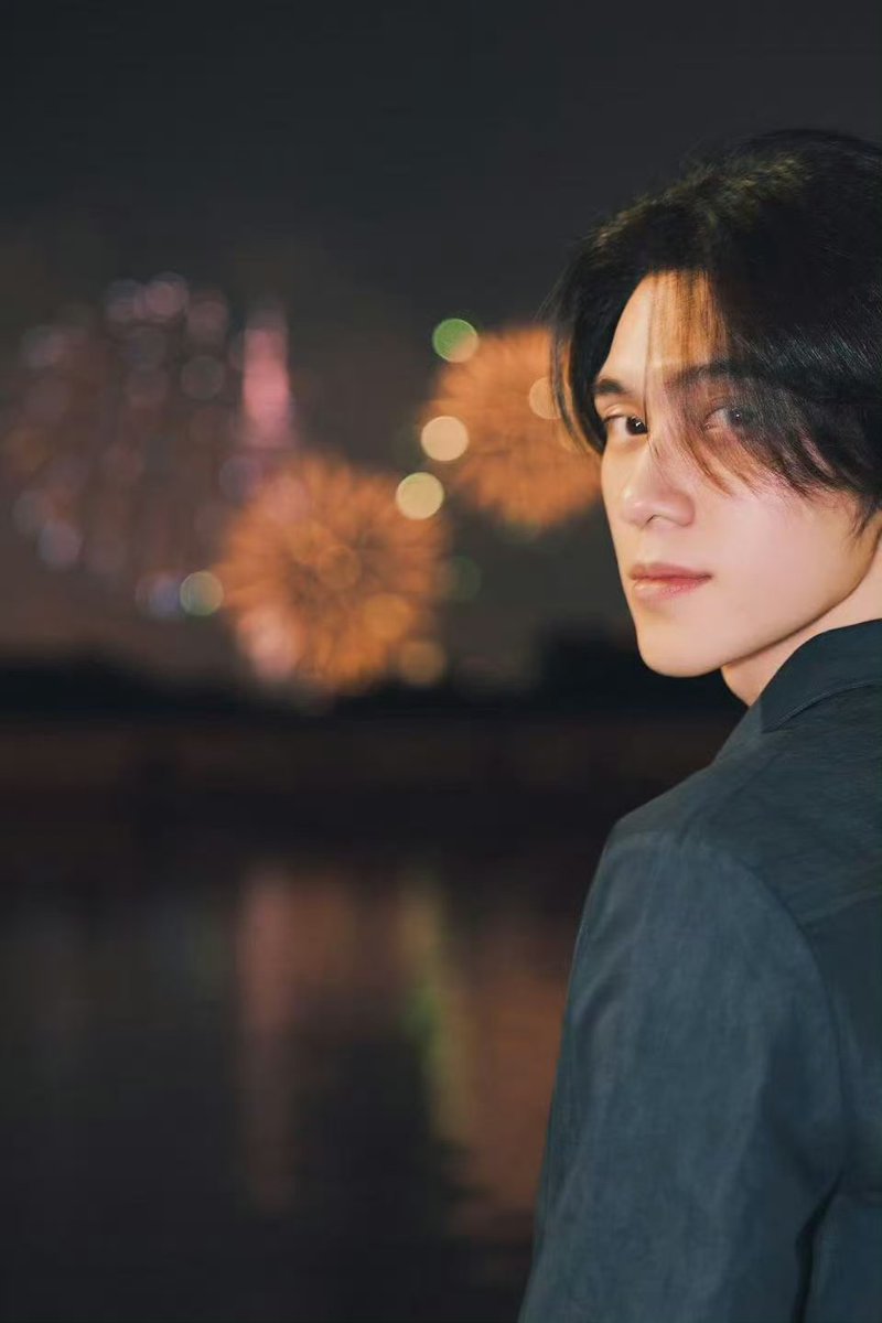 Cebamx6y's tweet photo. Thank you Hendery for lighting up our days with your performances and lovely personality. Wish you a magical and memorable birthday.

#목요일의남자_헨드리탄신일 
#헨드리생일이니까말할게_사랑헨 
#칸토니즈파워928퍼센트 https://t.co/QaP7b1MzH4