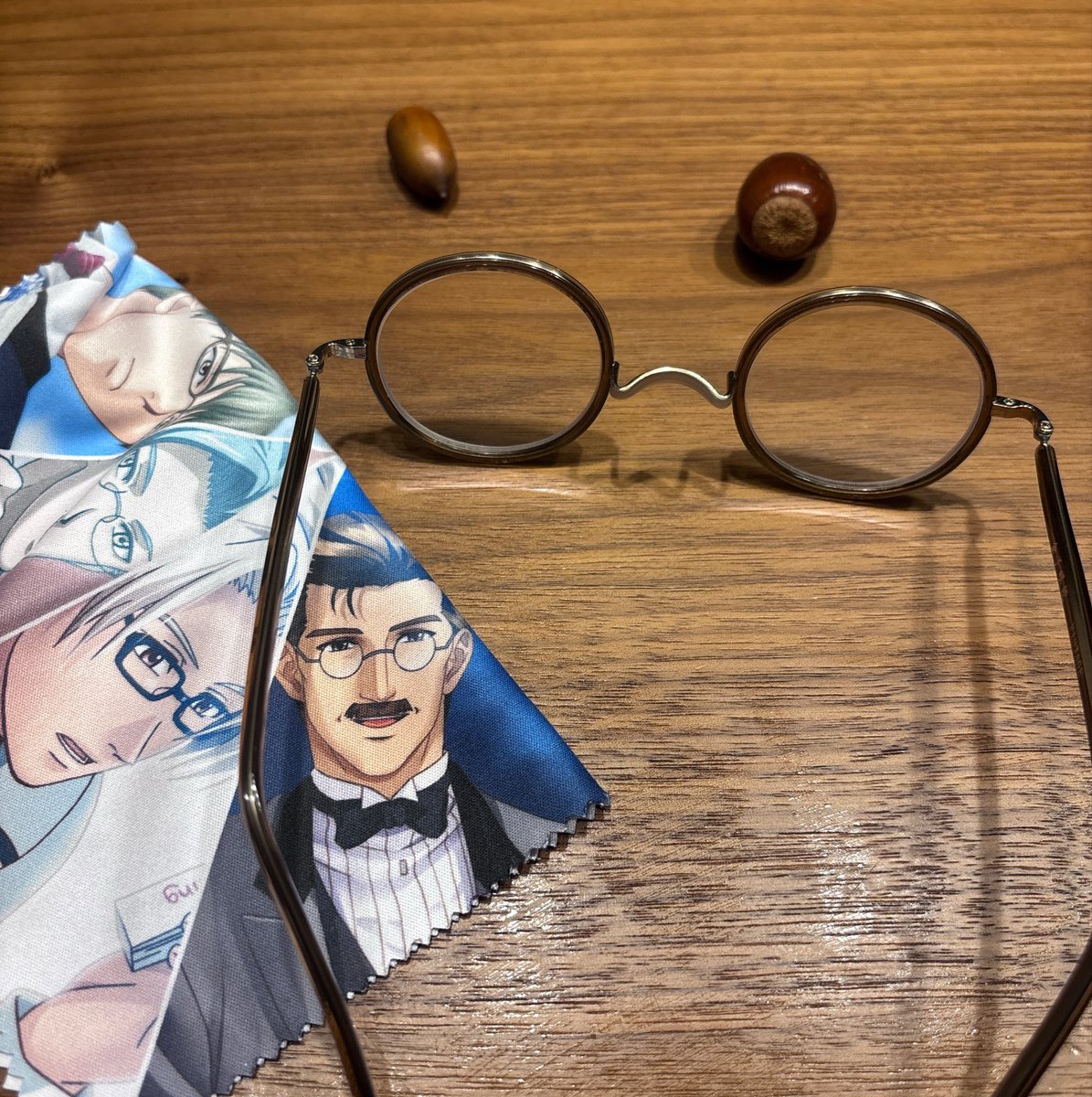 ilford_gs's tweet photo. わたしの眼鏡に1番近いのは…
ドゥルドゥルドゥルドゥルだん！
一鶴ぅぅう！！ https://t.co/0xiGtuaWHe