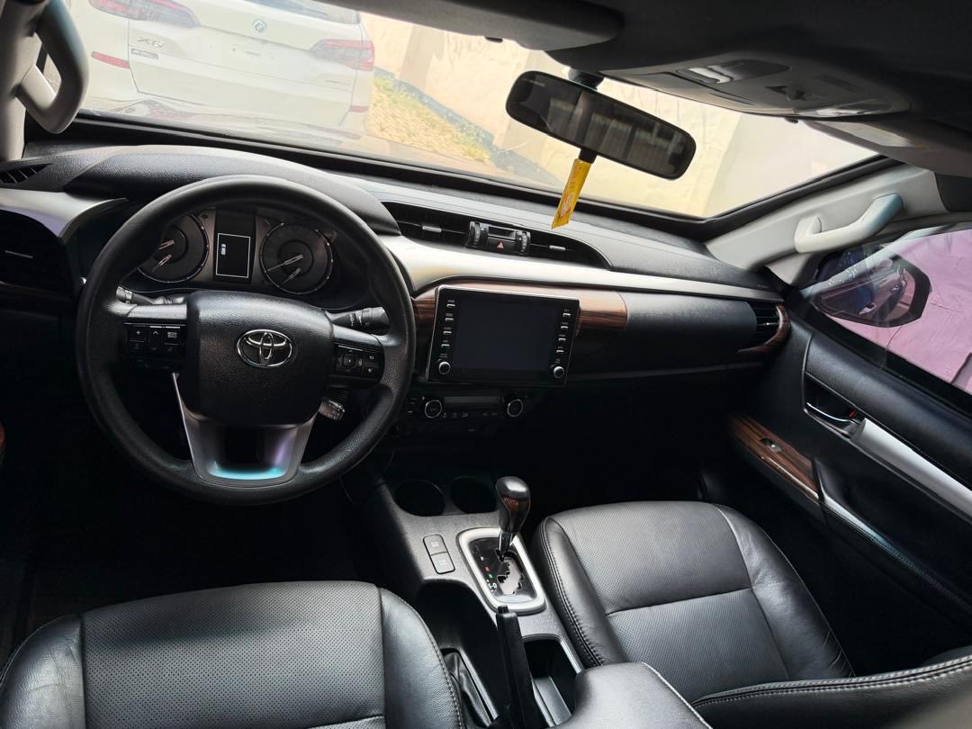 SundayJasp71945's tweet photo. BULLETPROOF 2021 Toyota Adventure Hilux (V6 Engine) available for sale now.

Price: 98 Million Naira Only 
Location: Maitama, Abuja.

WhatsApp/Call: 07079630275 https://t.co/VDJlqN2sJj