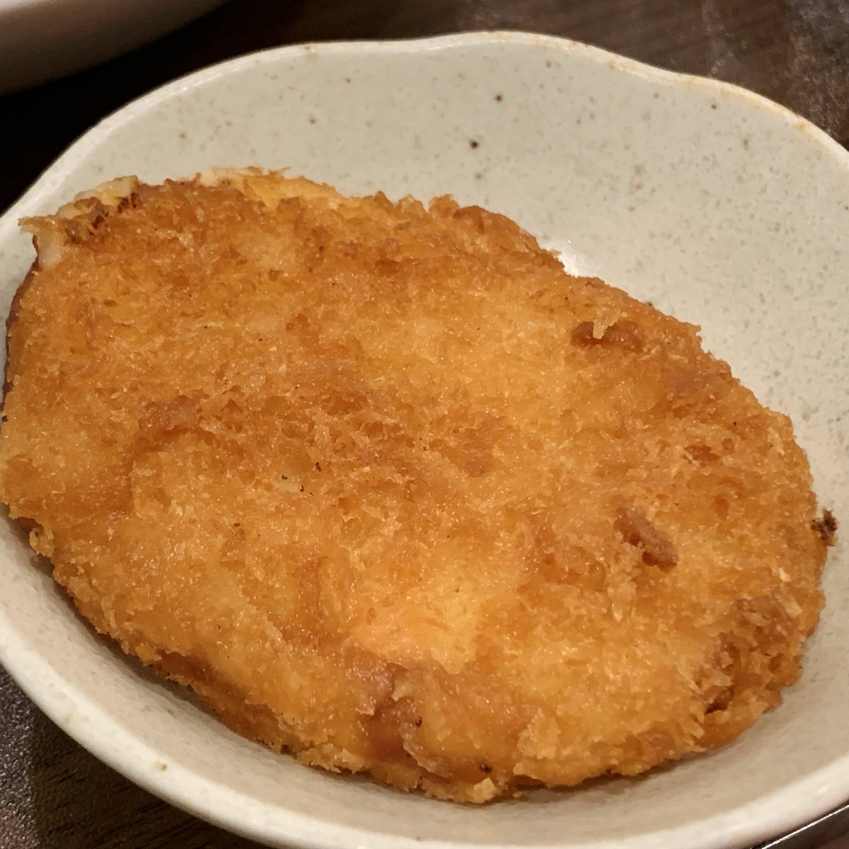 mono041595's tweet photo. 白川郷を散歩して、家の掃除をして、富山の刺身と高原のクリームコロッケで優勝していく夜(´I `*)🥇 https://t.co/BASuNvM3Fi