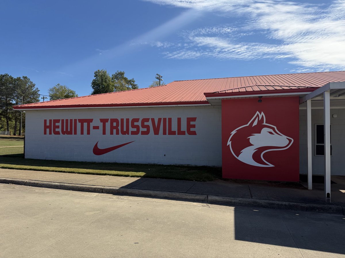 HTMSFOOTBALL's tweet photo. Thankful for new graphics!!  Appreciate our leadership supporting athletics!  Triple A always at the forefront. https://t.co/0MbTHBGPLY