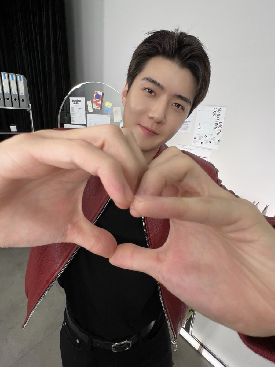exoeoxpcy's tweet photo. #엑소엘트친소 #엑소엘_트친소
6인지지 학생과 트친하실분 https://t.co/Hq29ahVKc2