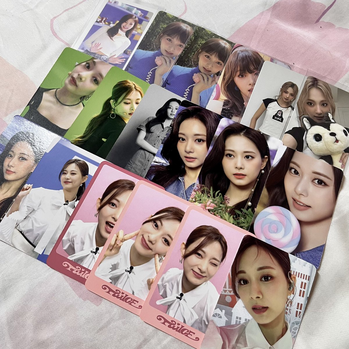 kkitorock's tweet photo. #kkitomail 📦💙🪽

tzuyu plush and dicon set came home today! super love the gg freebies!! thank you so much for packing them so nicely and safe. @cinnatozaki #aki_zakiis https://t.co/Cq6Bj7Nm0r