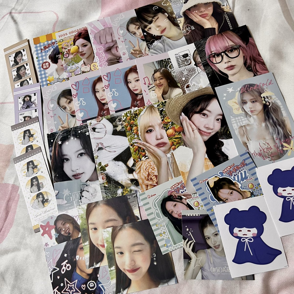 kkitorock's tweet photo. #kkitomail 📦💙🪽

tzuyu plush and dicon set came home today! super love the gg freebies!! thank you so much for packing them so nicely and safe. @cinnatozaki #aki_zakiis https://t.co/Cq6Bj7Nm0r