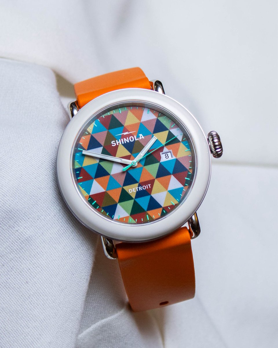 aBlogtoWatch's tweet photo. The Shinola Detrola Color Theory Warm offers a fun geometric dial, 41mm stainless steel and resin case, and an American-assembled quartz movement in a $500 package — including a display caseback. Head over to aBlogtoWatch for Ripley’s full hands-on.

https://t.co/zFbDEivw54 https://t.co/xxZQWCb4K0
