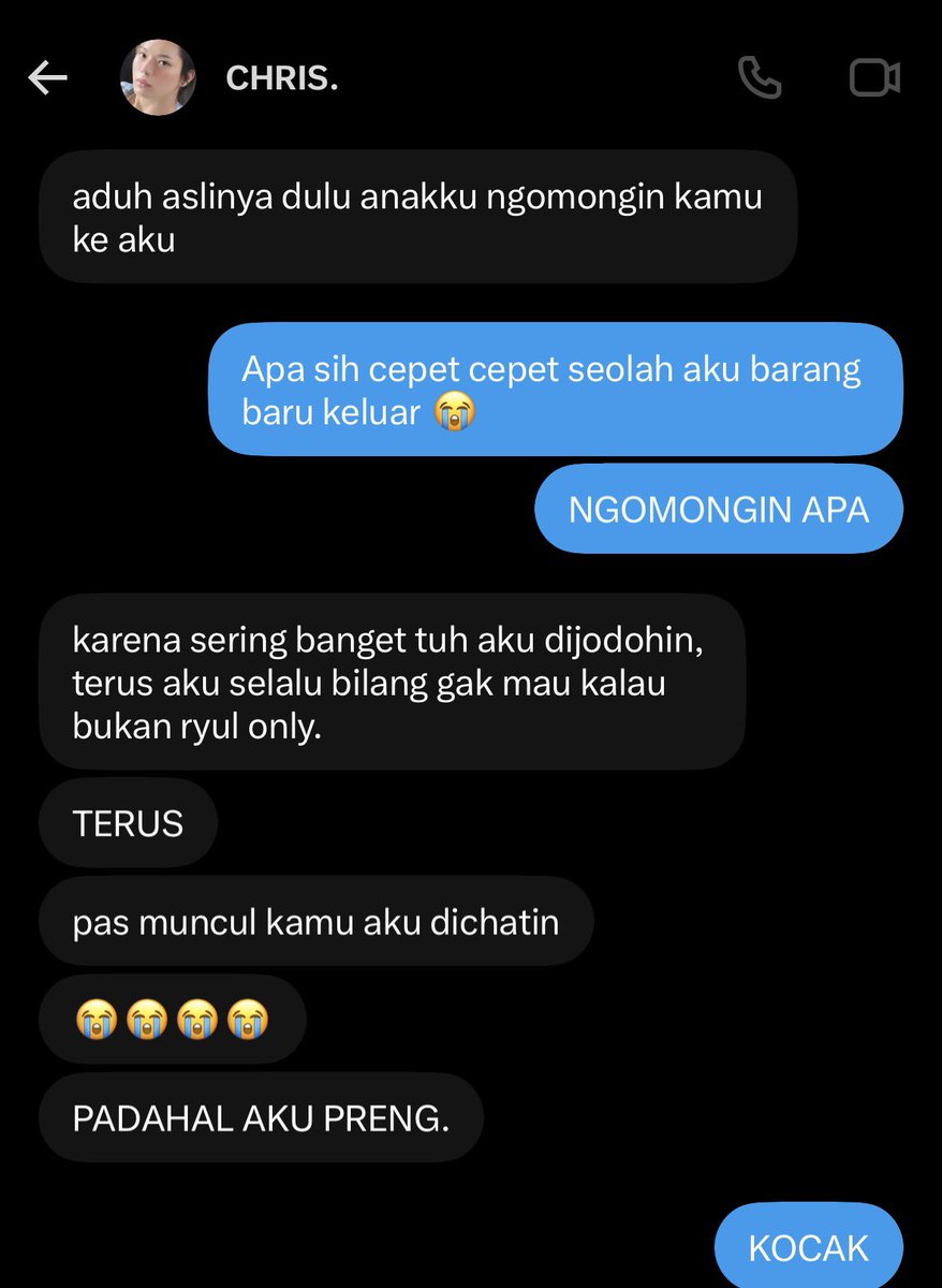 rantreaper's tweet photo. @Ohyuel @wuzeh @Huram Bercandaan “sange sama @ Ryul only” berarti bener ya, Molline? @Ohyuel @wuzeh @Huram https://t.co/NQ1o0rCdPr