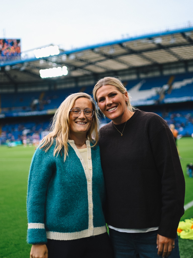 ChelseaFCW's tweet photo. Captains past and present. 💙🥹

#CFCW https://t.co/LqK3E58NL3