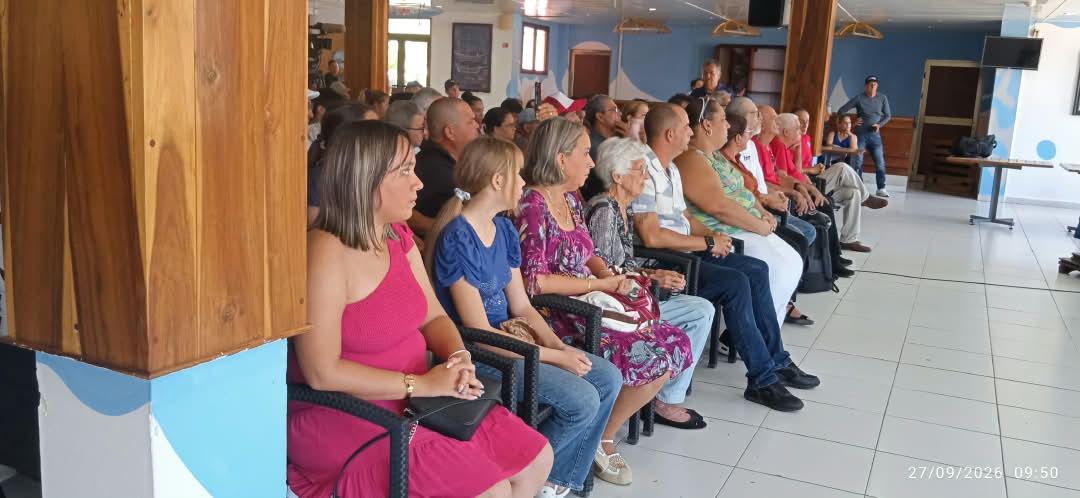 tvcaibarien's tweet photo. En imágenes, acto en#Caibarién de institución del 29 de septiembre como Día del Radioaficionado Cubano. 
#JuntosPorVillaClara
✍️📷 Oniel Álvarez https://t.co/fpvAbJAaji