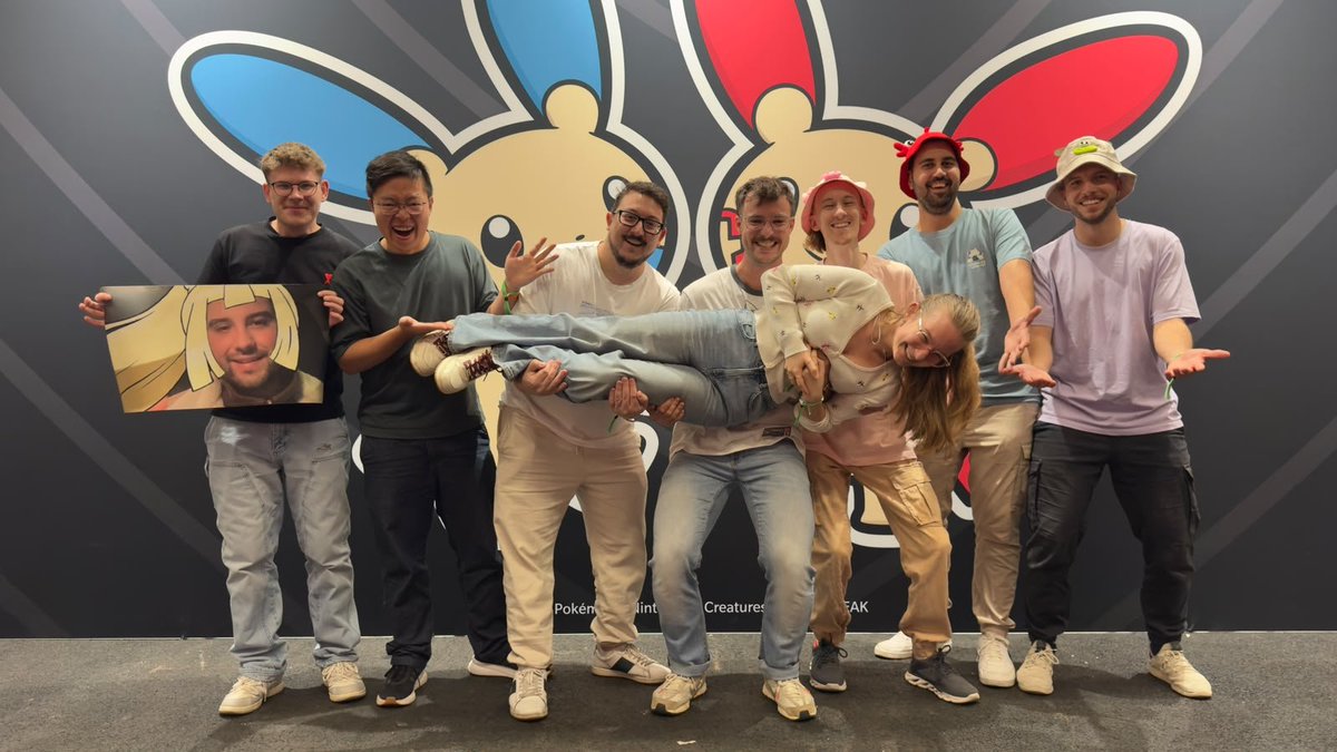 LaraJil5345's tweet photo. Top64 in Frankfurt with Pult Hammers 🥳🔨 Almost made it into asym but got kicked out in the end by @todtebyn3 haha
It was also my first time on stream (side stream but still)! 

Shoutouts to my amazing friends cheering me on until the very end. It was so much fun ❤️ https://t.co/DA8V53ahP6