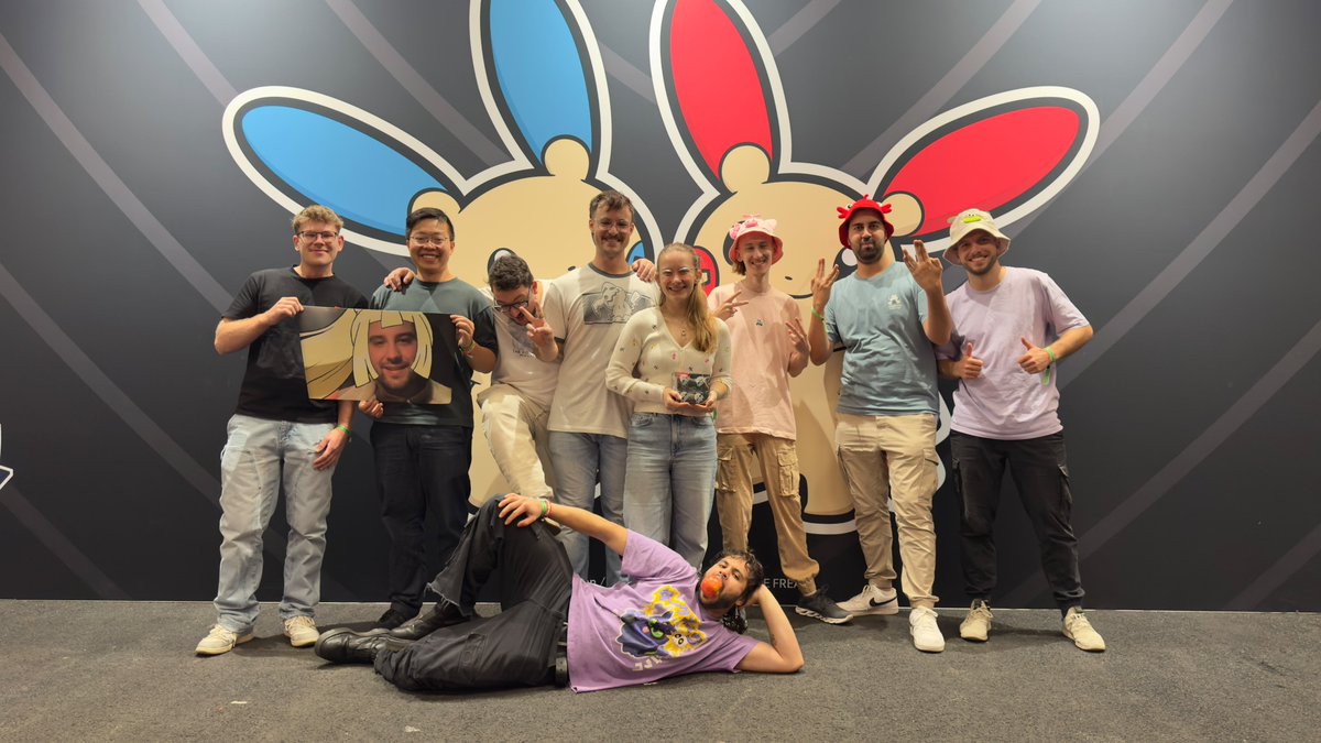 LaraJil5345's tweet photo. Top64 in Frankfurt with Pult Hammers 🥳🔨 Almost made it into asym but got kicked out in the end by @todtebyn3 haha
It was also my first time on stream (side stream but still)! 

Shoutouts to my amazing friends cheering me on until the very end. It was so much fun ❤️ https://t.co/DA8V53ahP6