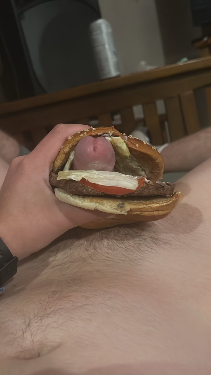 NeetCow's tweet photo. I love frying my dumb teen gooner brain and getting worse for porn https://t.co/3lJFH3DZja