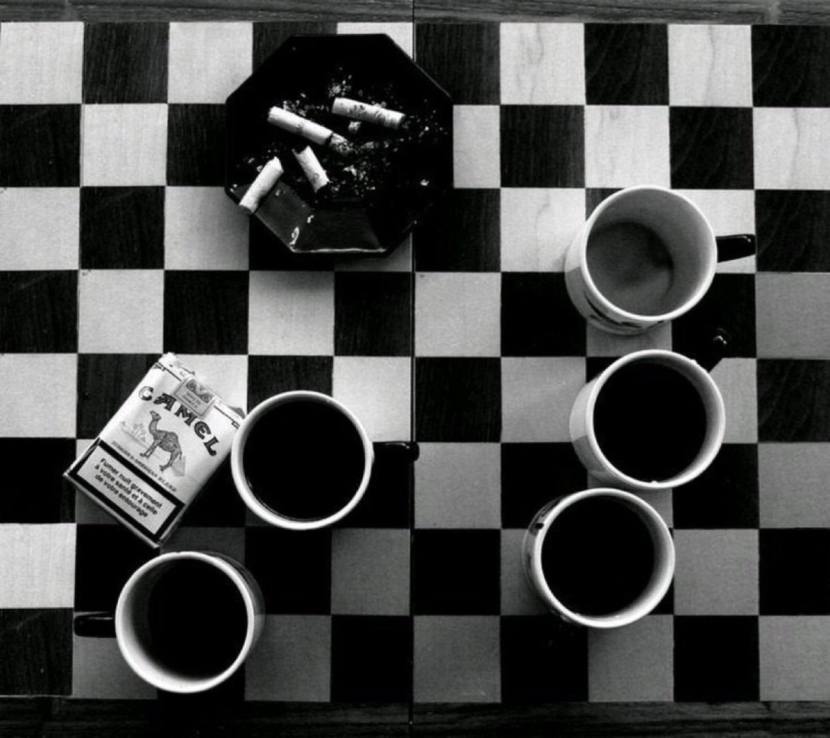 RealEmirHan's tweet photo. Coffee and Cigarettes (2003)
Dir: Jim Jarmusch https://t.co/d2w0f2m3E9