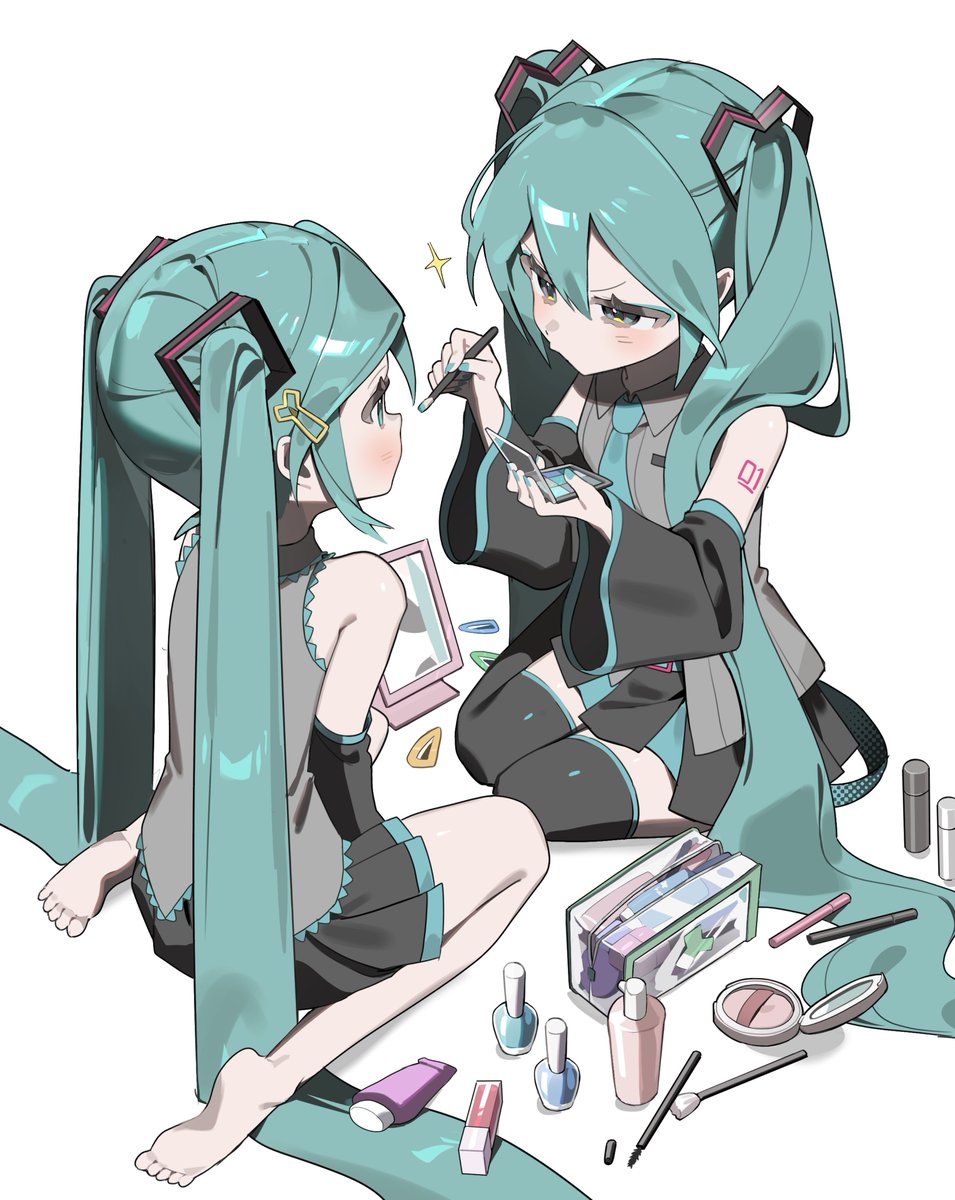 jjeogii's tweet photo. V2랑 V6 https://t.co/b7joCAlfr9