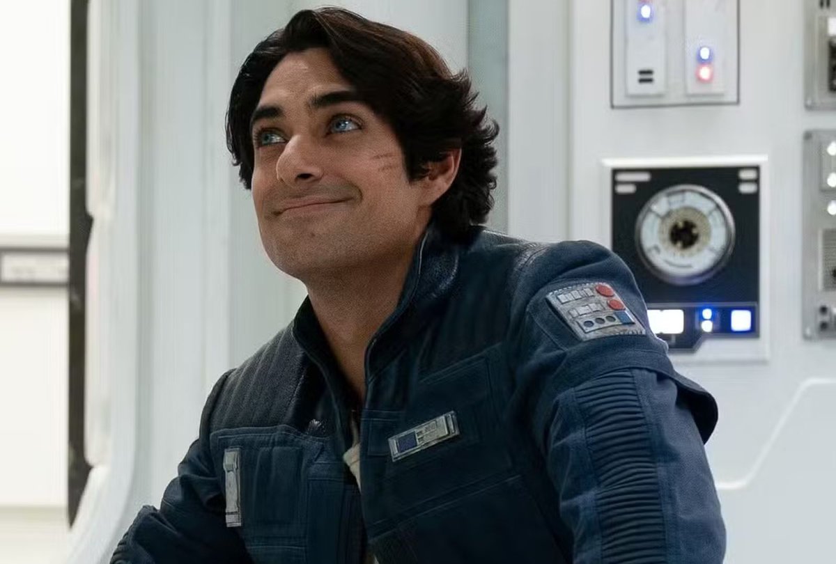 sw_holocron's tweet photo. Happy birthday to Ezra Bridger (aka Jabba the Hutt) himself, Eman Esfandi (@EmanEsfandi)! May the Force be with you! https://t.co/Wx8QE0VnWO