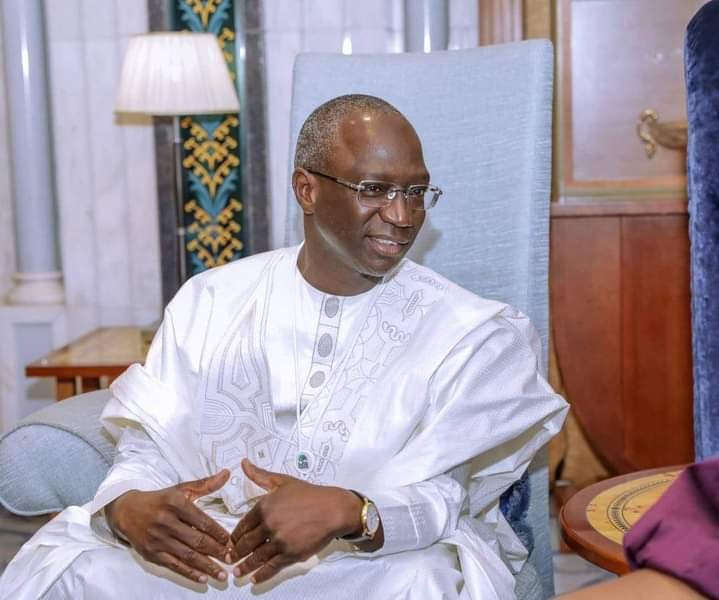 Rassoul__ly's tweet photo. 📌 PROJET SM10 AGRO  : Docteur Mabouba Diagne préconise un dialogue entre Sadio Mané, M. Bassoum et un pool d'acteurs pour sécuriser 500 ha de production ❤️🔥🇸🇳 https://t.co/9hR2jFV444