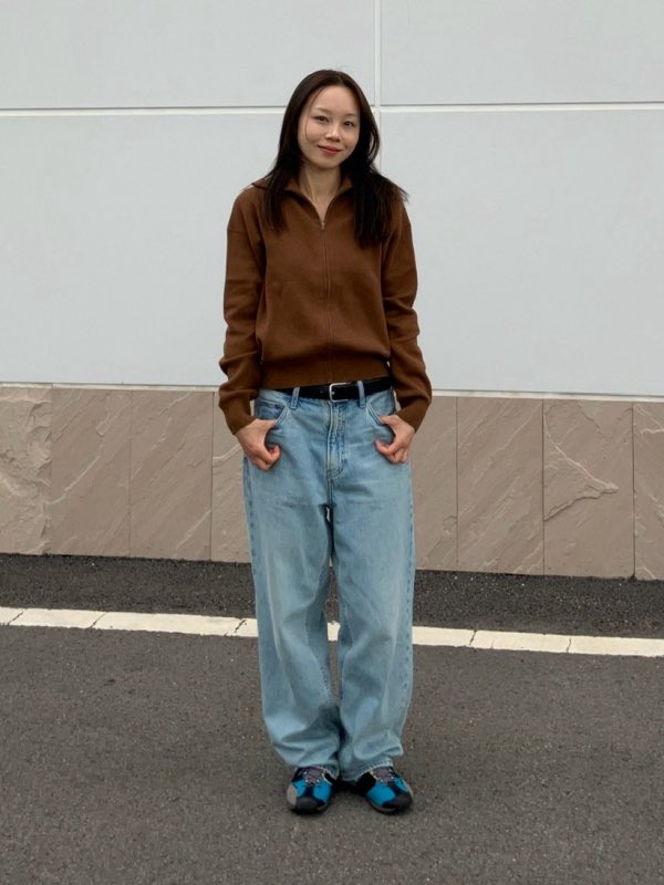 hayhwaaa's tweet photo. 韓国のUNIQLO定員コーデが
本当に参考になる！組み合わせ可愛い💭 https://t.co/46yeh5WGqe
