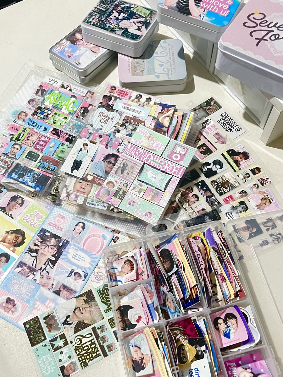 gyukcart's tweet photo. i <3 stickers 🛼🍽️👚🍰 https://t.co/yKRIl1TboN