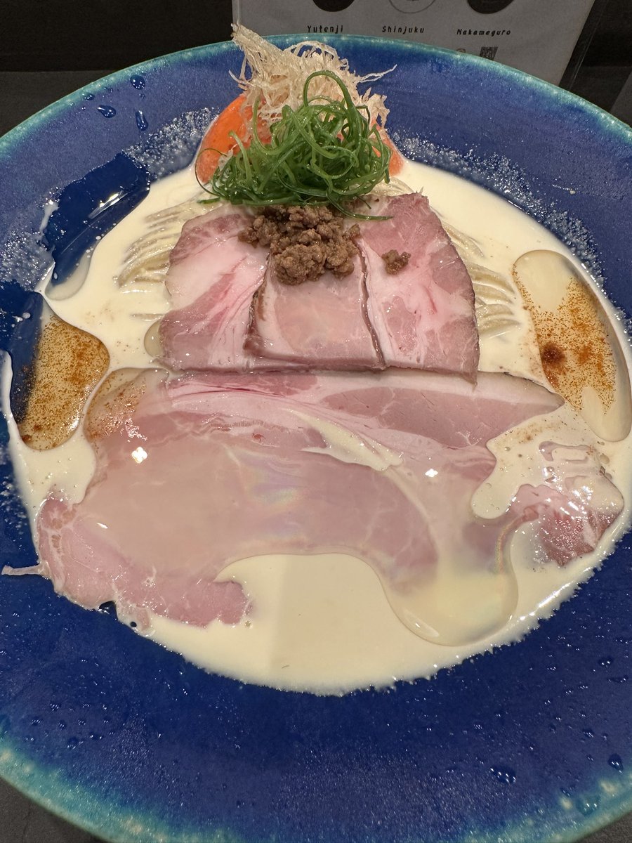 pride__carrot's tweet photo. 流行りすぎると「ありがとうございました」が全くできなくなるのね…
従業員が客を全く見ていない…
残念… https://t.co/GGSZsfe5NR