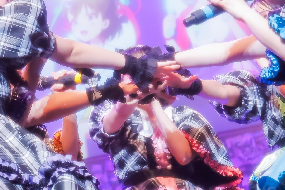maebashiwitches's tweet photo. ╭━━━━━━━━━━━━━╮
  We are #前橋ウィッチーズ！！
　　  活動 2周年記念ライブ　　　　　
　　　　　閉　　幕
╰━━━ｖ━━━━━━━━━╯
 💛💜🩷💚🩵

『前橋ウィッチーズ』活動2周年記念ライブ 
～We are 前橋ウィッチーズ！！～
全公演が無事閉幕💐

ご来場、配信でご視聴いただきました皆さま
本当にありがとうございました🪄

劇場版、劇場版ライブ、そして3周年へ向け
前橋ウィッチーズは駆け抜けて参ります🪄
#MBW