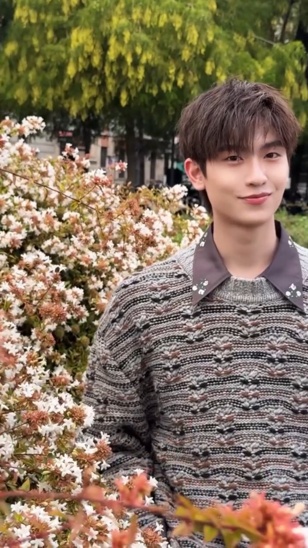 jibjeab's tweet photo. Thomas &amp; Kong are owning this MARNI look.

THOMAS KONG MFW SS27
#MARNIxTHOMASKONG 
 
#Marni #MarniTH
#Marniss27 #ThomasKong 
#tthomastc #kongjiro https://t.co/XgeukcjWGc
