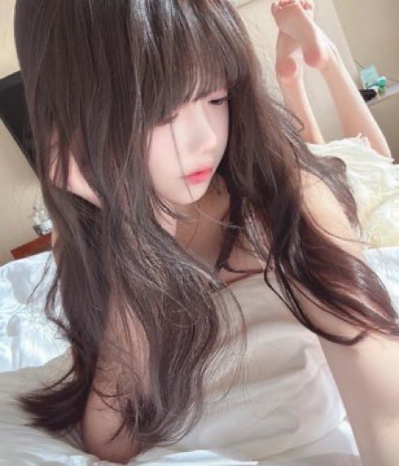 Audreyj3bq's tweet photo. 难道我真的很丑吗 遇不到你

有人要锐评我的福吗？

1：看福    2：看🐻

Luo照  实况！！,看了别说黑就行… https://t.co/NeOsQwinZ8